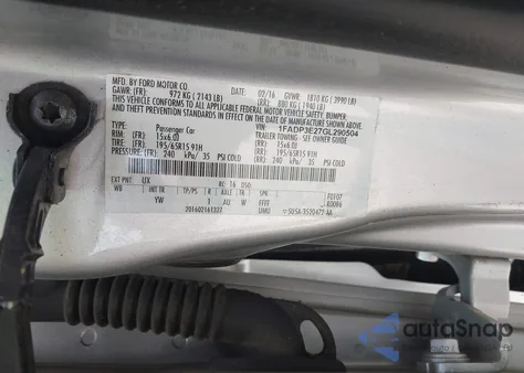 2016 Ford Focus S from USA, damaged, VIN 1FADP3E27GL290504